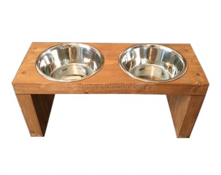 Honden drink en eet bakjes in houten standaard Archieven Houten